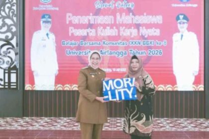 FOTO : Penerimaan Program KKN-BBK ke-8 Universitas Airlangga dipimpin langsung oleh Bupati Lumajang yang mengusung tema "Berbasis Sustainable Development Goals (SDGs)"