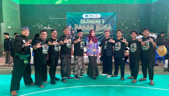 FOTO : anggota DPD RI asal Jawa Timur, Neng Lia Istifhama saat menghadiri Kejuaraan Cabang (Kejurcab) V Pagar Nusa Kabupaten Sumenep