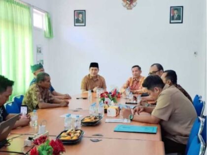 FOTO : Diskominfo Lumajang saat menerima kunjungan studi tiru dari Diskominfo Tulungagung.
