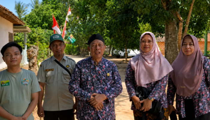 FOTO: Kepala DKPP Sumenep, Chainur Rasyid (tengah)